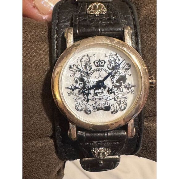 Vintage y2k OG Juicy Couture fairytale lesther double band crown charm watch iOB main image 9